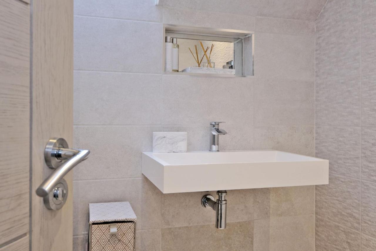 Contemporary Highland House Close To Town And Ben Nevis Fort William Extérieur photo